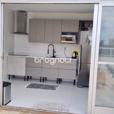 Cobertura com 132m², 5 quartos (sendo 1 suíte), 1 garagem, no bairro Estreito em Florianópolis