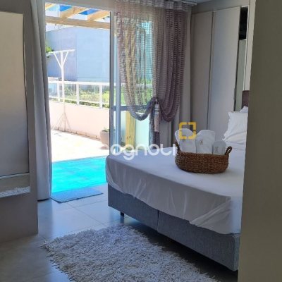 Cobertura com 132m², 5 quartos (sendo 1 suíte), 1 garagem, no bairro Estreito em Florianópolis