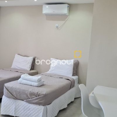 Cobertura com 132m², 5 quartos (sendo 1 suíte), 1 garagem, no bairro Estreito em Florianópolis