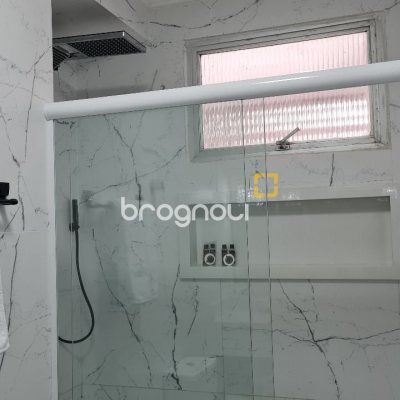 Cobertura com 132m², 5 quartos (sendo 1 suíte), 1 garagem, no bairro Estreito em Florianópolis
