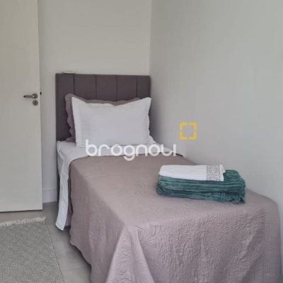 Cobertura com 132m², 5 quartos (sendo 1 suíte), 1 garagem, no bairro Estreito em Florianópolis