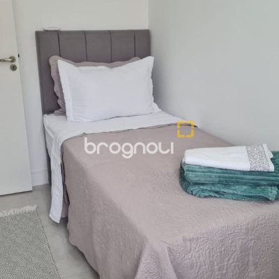 Cobertura com 132m², 5 quartos (sendo 1 suíte), 1 garagem, no bairro Estreito em Florianópolis