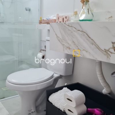 Cobertura com 132m², 5 quartos (sendo 1 suíte), 1 garagem, no bairro Estreito em Florianópolis