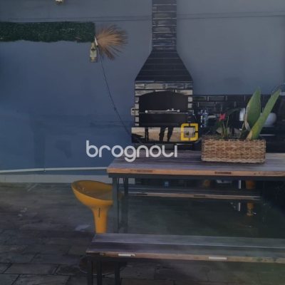 Cobertura com 132m², 5 quartos (sendo 1 suíte), 1 garagem, no bairro Estreito em Florianópolis