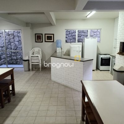Apartamento com 55m², 1 quarto, no bairro Coqueiros em Florianópolis
