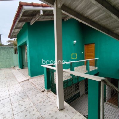 Casa com 224m², 6 quartos (sendo 2 suítes), 5 garagens, no bairro Agronômica em Florianópolis