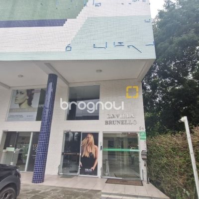 Apartamento com 79m², 3 quartos (sendo 1 suíte), 2 garagens, no bairro Córrego Grande em Florianópolis