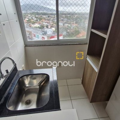 Apartamento com 79m², 3 quartos (sendo 1 suíte), 2 garagens, no bairro Córrego Grande em Florianópolis