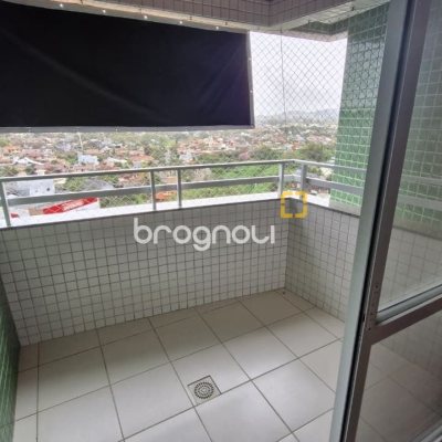 Apartamento com 79m², 3 quartos (sendo 1 suíte), 2 garagens, no bairro Córrego Grande em Florianópolis