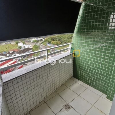 Apartamento com 79m², 3 quartos (sendo 1 suíte), 2 garagens, no bairro Córrego Grande em Florianópolis
