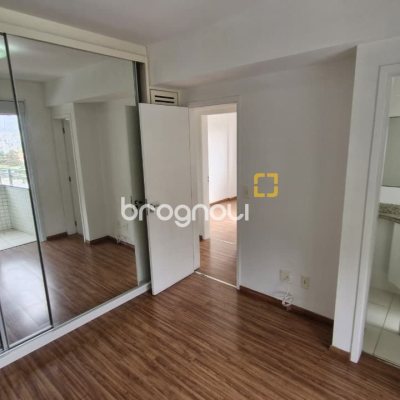 Apartamento com 79m², 3 quartos (sendo 1 suíte), 2 garagens, no bairro Córrego Grande em Florianópolis