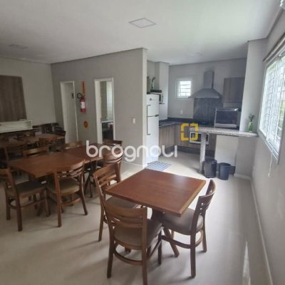 Apartamento com 79m², 3 quartos (sendo 1 suíte), 2 garagens, no bairro Córrego Grande em Florianópolis