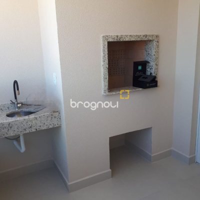 Apartamento com 81m², 2 quartos (sendo 1 suíte), 2 garagens, no bairro Ingleses do Rio Vermelho em Florianópolis