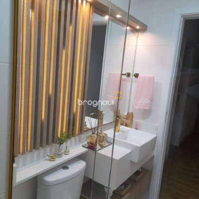 Apartamento com 81m², 2 quartos (sendo 1 suíte), 2 garagens, no bairro Ingleses do Rio Vermelho em Florianópolis