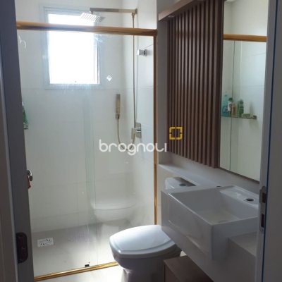 Apartamento com 81m², 2 quartos (sendo 1 suíte), 2 garagens, no bairro Ingleses do Rio Vermelho em Florianópolis