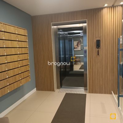 Apartamento com 81m², 2 quartos (sendo 1 suíte), 2 garagens, no bairro Ingleses do Rio Vermelho em Florianópolis