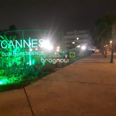 Apartamento com 81m², 2 quartos (sendo 1 suíte), 2 garagens, no bairro Ingleses do Rio Vermelho em Florianópolis