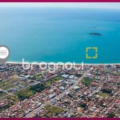Apartamento com 81m², 2 quartos (sendo 1 suíte), 2 garagens, no bairro Ingleses do Rio Vermelho em Florianópolis