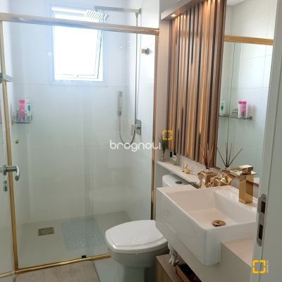 Apartamento com 81m², 2 quartos (sendo 1 suíte), 2 garagens, no bairro Ingleses do Rio Vermelho em Florianópolis