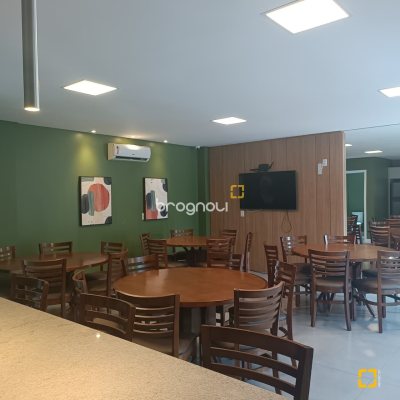 Apartamento com 81m², 2 quartos (sendo 1 suíte), 2 garagens, no bairro Ingleses do Rio Vermelho em Florianópolis