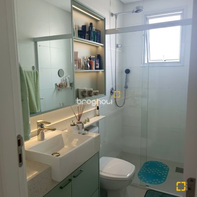 Apartamento com 81m², 2 quartos (sendo 1 suíte), 2 garagens, no bairro Ingleses do Rio Vermelho em Florianópolis