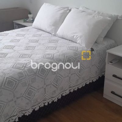 Apartamento com 81m², 2 quartos (sendo 1 suíte), 2 garagens, no bairro Ingleses do Rio Vermelho em Florianópolis