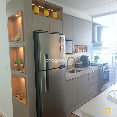 Apartamento com 81m², 2 quartos (sendo 1 suíte), 2 garagens, no bairro Ingleses do Rio Vermelho em Florianópolis