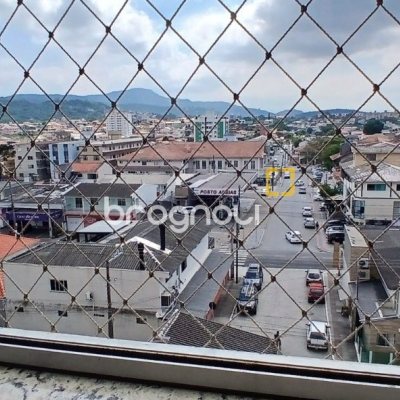 Apartamento com 72m², 3 quartos, 1 garagem, no bairro Areias em São José