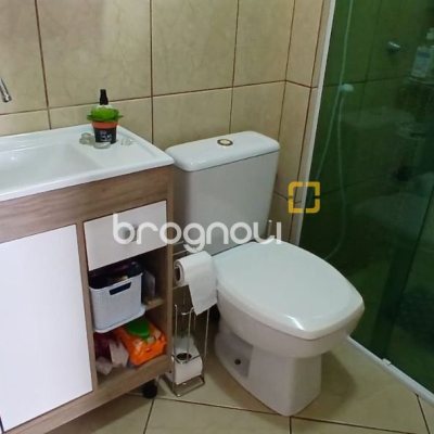 Apartamento com 72m², 3 quartos, 1 garagem, no bairro Areias em São José