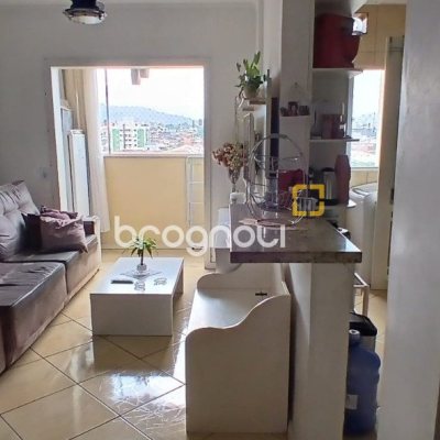 Apartamento com 72m², 3 quartos, 1 garagem, no bairro Areias em São José