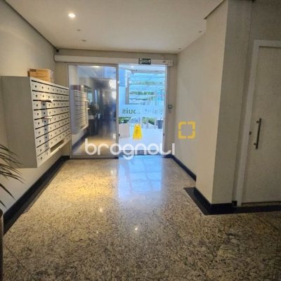 Apartamento com 65m², 2 quartos, 1 garagem, no bairro Centro em Florianópolis