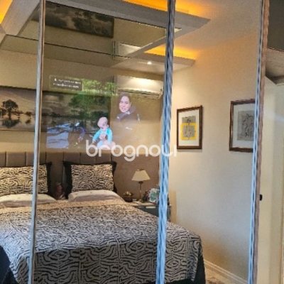 Apartamento com 65m², 2 quartos, 1 garagem, no bairro Centro em Florianópolis