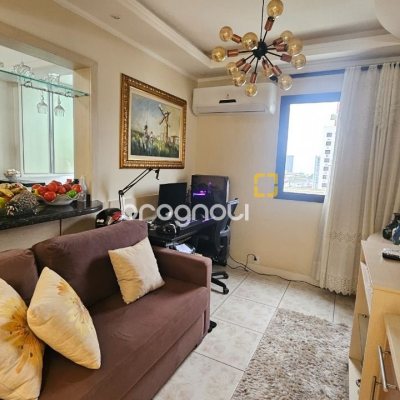 Apartamento com 65m², 2 quartos, 1 garagem, no bairro Centro em Florianópolis