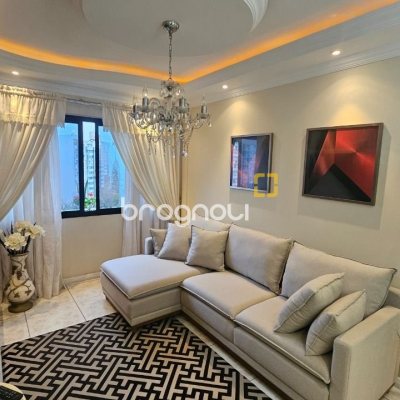 Apartamento com 65m², 2 quartos, 1 garagem, no bairro Centro em Florianópolis