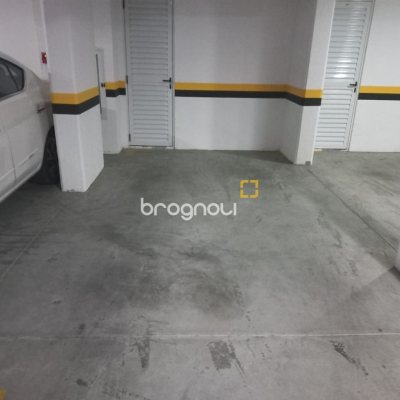 Apartamento com 69m², 2 quartos (sendo 1 suíte), 1 garagem, no bairro Bela Vista em São José