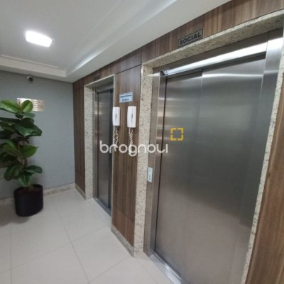 Apartamento com 69m², 2 quartos (sendo 1 suíte), 1 garagem, no bairro Bela Vista em São José