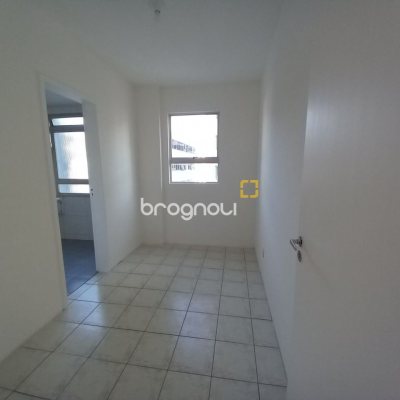 Apartamento com 80m², 2 quartos, 1 garagem, no bairro Centro em Florianópolis