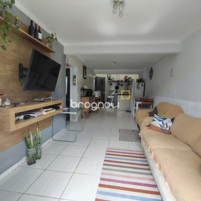 Casa com 64m², 2 quartos (sendo 1 suíte), 1 garagem, no bairro Ingleses em Florianópolis
