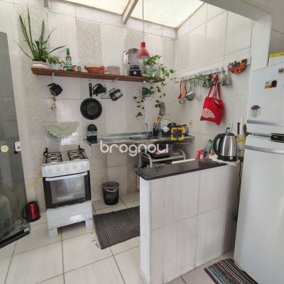 Casa com 64m², 2 quartos (sendo 1 suíte), 1 garagem, no bairro Ingleses em Florianópolis