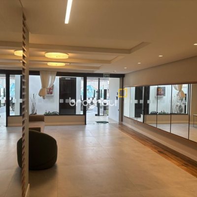 Apartamento com 86m², 2 quartos (sendo 1 suíte), 2 garagens, no bairro Barreiros em São José