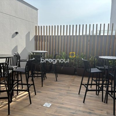 Apartamento com 86m², 2 quartos (sendo 1 suíte), 2 garagens, no bairro Barreiros em São José