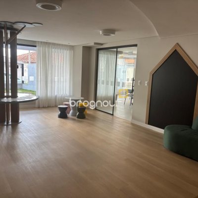 Apartamento com 86m², 2 quartos (sendo 1 suíte), 2 garagens, no bairro Barreiros em São José