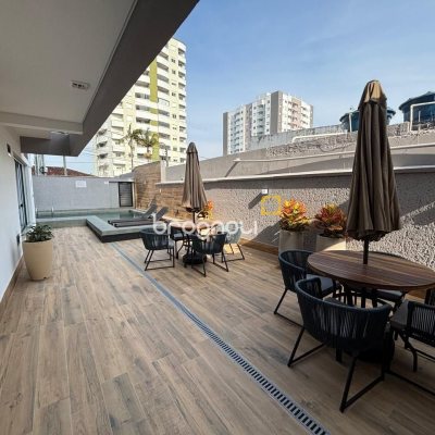 Apartamento com 86m², 2 quartos (sendo 1 suíte), 2 garagens, no bairro Barreiros em São José