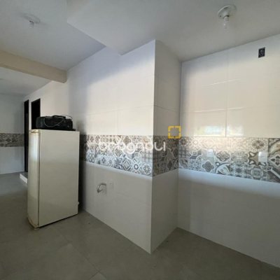 Casa com 200m², 4 quartos (sendo 1 suíte), 2 garagens, no bairro Pântano do Sul em Florianópolis