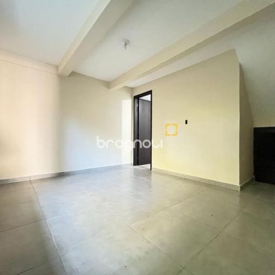 Casa com 200m², 4 quartos (sendo 1 suíte), 2 garagens, no bairro Pântano do Sul em Florianópolis