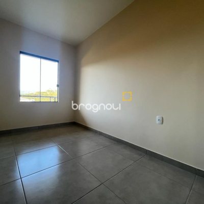 Casa com 200m², 4 quartos (sendo 1 suíte), 2 garagens, no bairro Pântano do Sul em Florianópolis