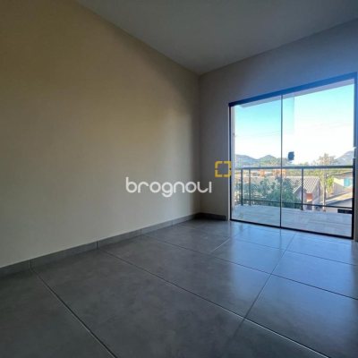 Casa com 200m², 4 quartos (sendo 1 suíte), 2 garagens, no bairro Pântano do Sul em Florianópolis