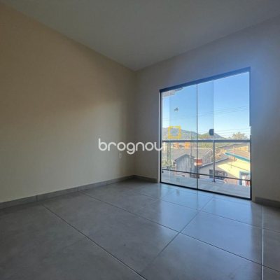 Casa com 200m², 4 quartos (sendo 1 suíte), 2 garagens, no bairro Pântano do Sul em Florianópolis