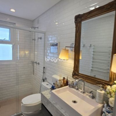 Studio com 54m², 1 quarto, 1 garagem, no bairro Centro em Florianópolis