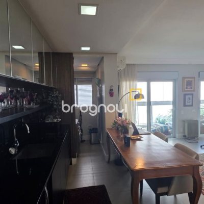 Studio com 54m², 1 quarto, 1 garagem, no bairro Centro em Florianópolis
